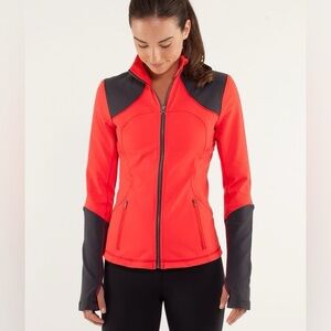 Lululemon Forme Jacket Brushed Love Red Deep Coal Gray Zip Front Size 12